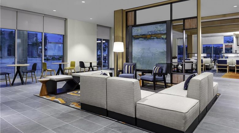 <b>Hyatt House The Woodlands/Shenandoah Lobby</b>. Images powered by <a href="https://iceportal.shijigroup.com/" title="IcePortal" target="_blank">IcePortal</a>.