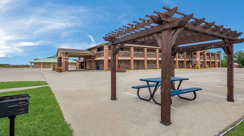 <b>SureStay Hotel by Best Western Rockdale Other</b>. Images powered by <a href="https://iceportal.shijigroup.com/" title="IcePortal" target="_blank">IcePortal</a>.