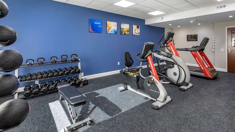 <b>Comfort Suites Saint Louis Health</b>. Images powered by <a href="https://iceportal.shijigroup.com/" title="IcePortal" target="_blank">IcePortal</a>.