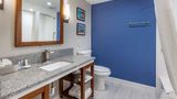 Comfort Suites Saint Louis Suite