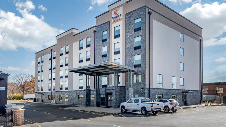 Comfort Suites Saint Louis Exterior