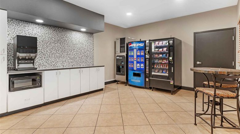 <b>Extended Stay America Bartlesville Hwy75 Restaurant</b>. Images powered by <a href="https://iceportal.shijigroup.com/" title="IcePortal" target="_blank">IcePortal</a>.