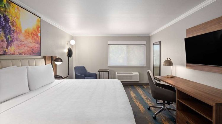 La Quinta Inn & Suites Yakima Downtown Room