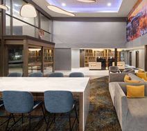 La Quinta Inn & Suites Yakima Downtown Lobby