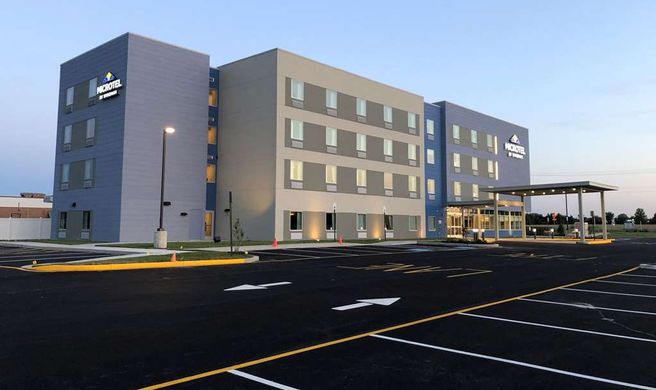 Microtel Inn & Suites by Wyndham Exterior