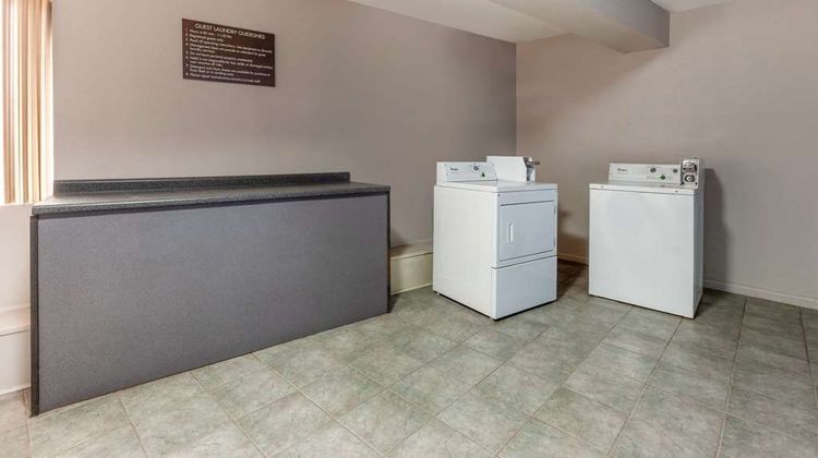 Days Inn by Wyndham Austintown Other