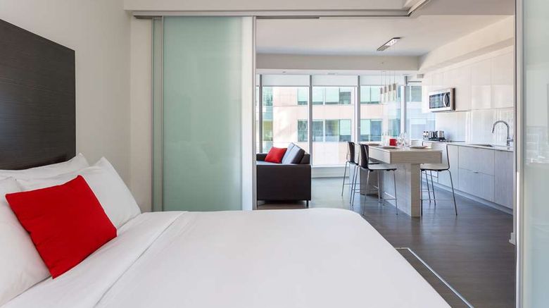 <b>reStays Ottawa Room</b>. Images powered by <a href="https://iceportal.shijigroup.com/" title="IcePortal" target="_blank">IcePortal</a>.
