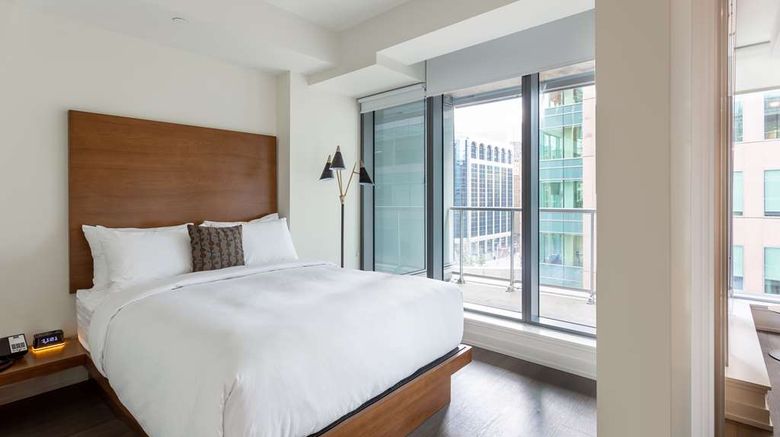 <b>reStays Ottawa Room</b>. Images powered by <a href="https://iceportal.shijigroup.com/" title="IcePortal" target="_blank">IcePortal</a>.