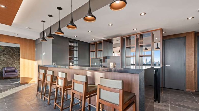 <b>reStays Ottawa Restaurant</b>. Images powered by <a href="https://iceportal.shijigroup.com/" title="IcePortal" target="_blank">IcePortal</a>.