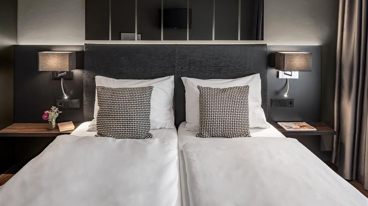 Hotel Duesseldorf Mitte Room