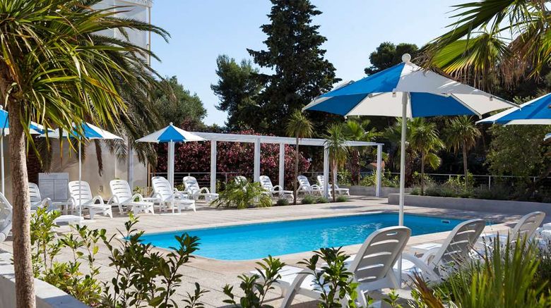 <b>Waterman Svpetrvs Resort - Brac Pool</b>. Images powered by <a href="https://iceportal.shijigroup.com/" title="IcePortal" target="_blank">IcePortal</a>.