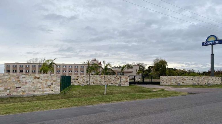 <b>Days Inn by Wyndham Zarate Exterior</b>. Images powered by <a href="https://iceportal.shijigroup.com/" title="IcePortal" target="_blank">IcePortal</a>.