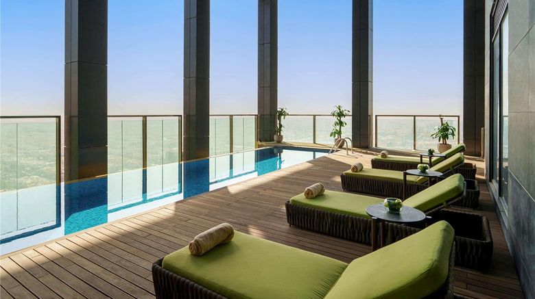 <b>Fairmont Ramla Riyadh Pool</b>. Images powered by <a href="https://iceportal.shijigroup.com/" title="IcePortal" target="_blank">IcePortal</a>.