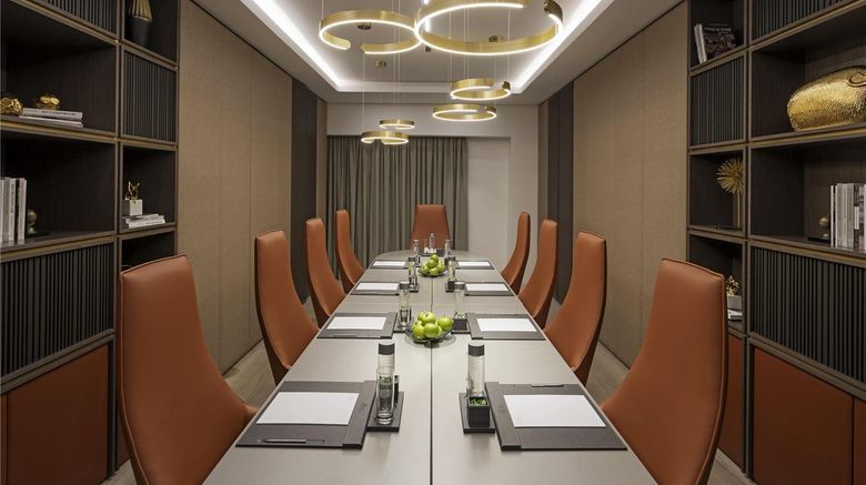 <b>Fairmont Ramla Riyadh Meeting</b>. Images powered by <a href="https://iceportal.shijigroup.com/" title="IcePortal" target="_blank">IcePortal</a>.