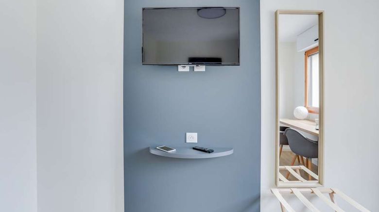 <b>Cerise Nantes La Beaujoire Room</b>. Images powered by <a href="https://iceportal.shijigroup.com/" title="IcePortal" target="_blank">IcePortal</a>.