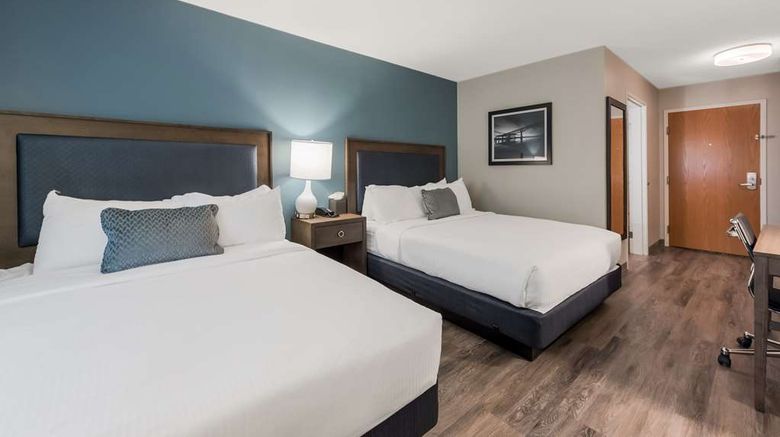 <b>SureStay Plus Hotel by BW Poughkeepsie Room</b>. Images powered by <a href="https://iceportal.shijigroup.com/" title="IcePortal" target="_blank">IcePortal</a>.