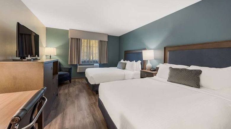 <b>SureStay Plus Hotel by BW Poughkeepsie Room</b>. Images powered by <a href="https://iceportal.shijigroup.com/" title="IcePortal" target="_blank">IcePortal</a>.