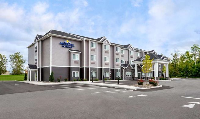 Microtel Inn & Suites by Wyndham Exterior