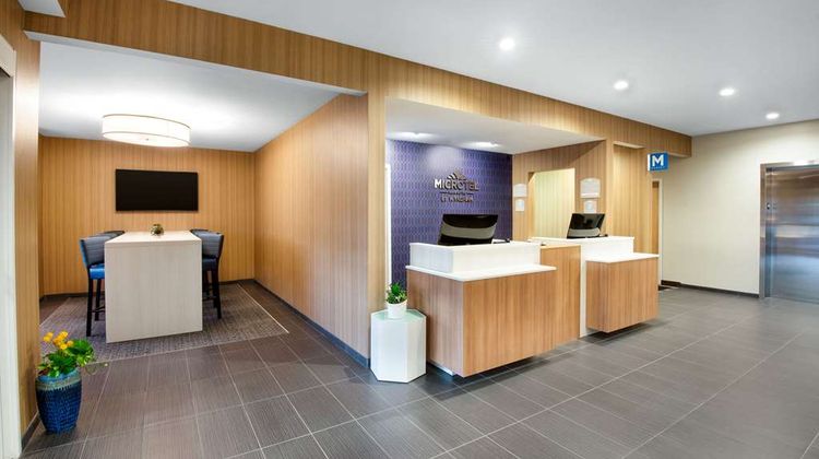 Microtel Inn & Suites by Wyndham Lobby