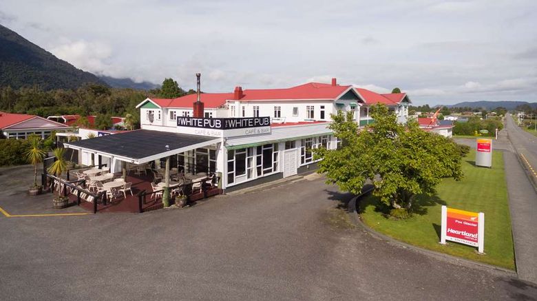 Heartland Hotel Fox Glacier Exterior. Images powered by <a href="https://iceportal.shijigroup.com" target="_blank" rel="noopener">Ice Portal</a>.
