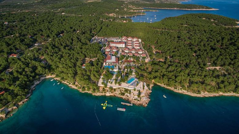 Gava Waterman Milna Resort Exterior. Images powered by <a href="https://iceportal.shijigroup.com" target="_blank" rel="noopener">Ice Portal</a>.