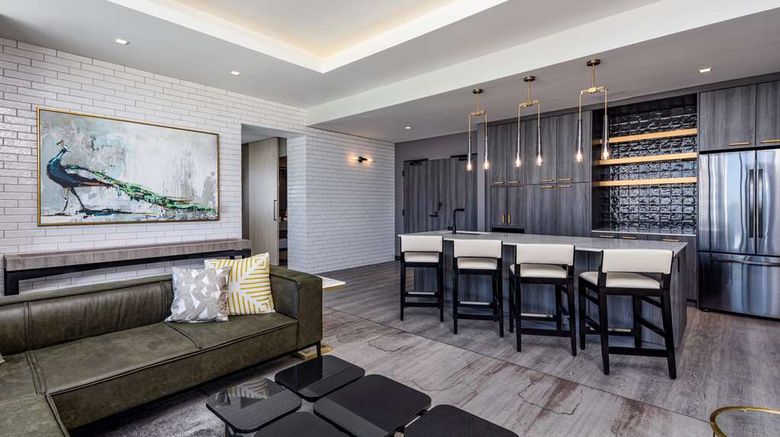 <b>Hyatt Centric SouthPark Charlotte Suite</b>. Images powered by <a href="https://iceportal.shijigroup.com/" title="IcePortal" target="_blank">IcePortal</a>.