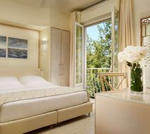 Villa Roma Imperiale Room