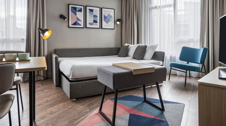 Aparthotel Adagio Suresnes Longchamp Room