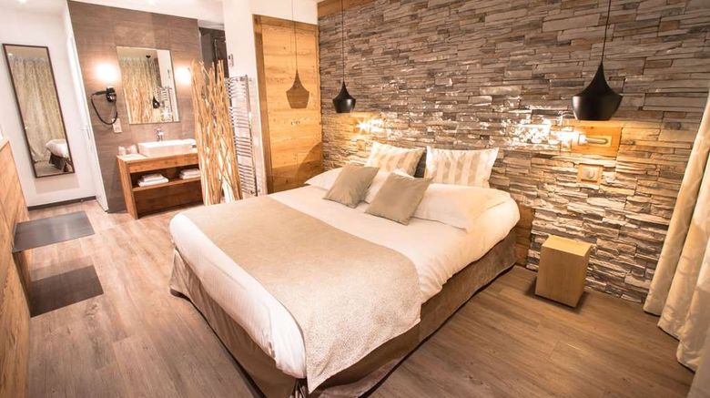 <b>Hotel des Princes Room</b>. Images powered by <a href="https://iceportal.shijigroup.com/" title="IcePortal" target="_blank">IcePortal</a>.