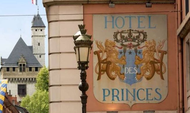 Hotel des Princes Exterior