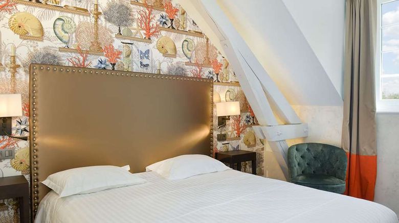 <b>Le Domaine de Valaudran Room</b>. Images powered by <a href="https://iceportal.shijigroup.com/" title="IcePortal" target="_blank">IcePortal</a>.