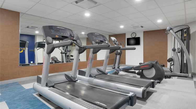 Comfort Inn & Suites Airport North Health