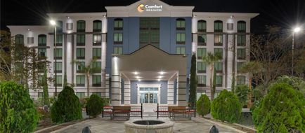 Comfort Inn & Suites Airport North Exterior
