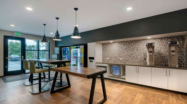<b>Extended Stay America Prem Stes Ormond B Restaurant</b>. Images powered by <a href="https://iceportal.shijigroup.com/" title="IcePortal" target="_blank">IcePortal</a>.