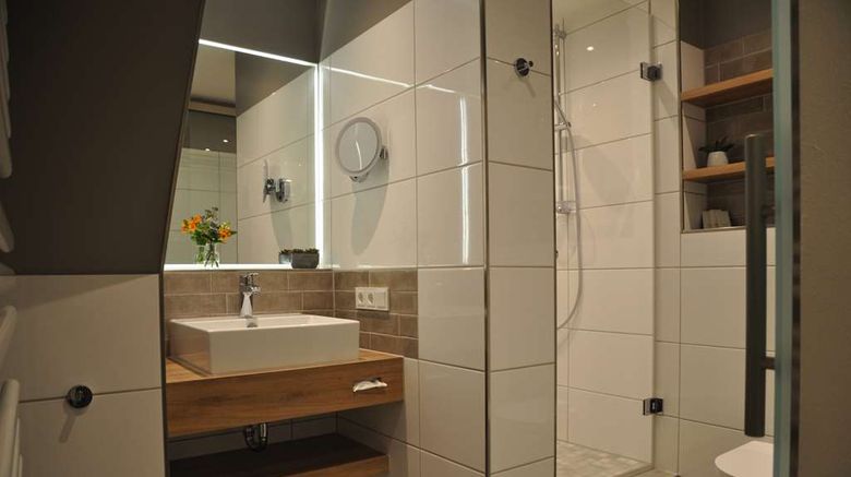<b>Ratskeller Wiedenbrueck Room</b>. Images powered by <a href="https://iceportal.shijigroup.com/" title="IcePortal" target="_blank">IcePortal</a>.