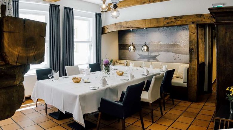<b>Ratskeller Wiedenbrueck Restaurant</b>. Images powered by <a href="https://iceportal.shijigroup.com/" title="IcePortal" target="_blank">IcePortal</a>.