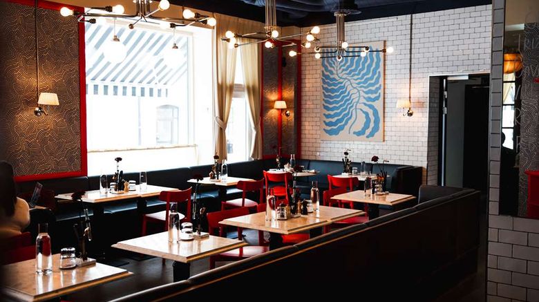 <b>Hotel Ruth, WorldHotels Crafted Restaurant</b>. Images powered by <a href="https://iceportal.shijigroup.com/" title="IcePortal" target="_blank">IcePortal</a>.