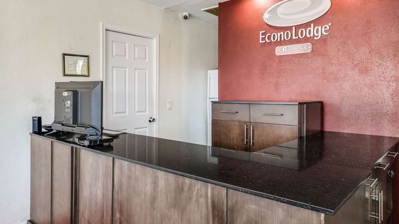 <b>Econo Lodge Lobby</b>. Images powered by <a href="https://iceportal.shijigroup.com/" title="IcePortal" target="_blank">IcePortal</a>.