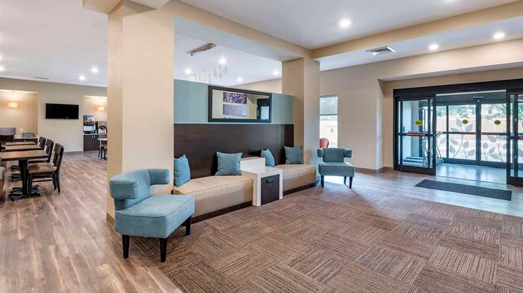MainStay Suites Georgetown Lobby