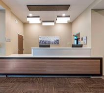 MainStay Suites Georgetown Lobby