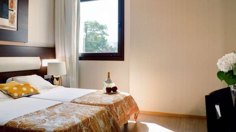 Oca Palacio de la Llorea Room
