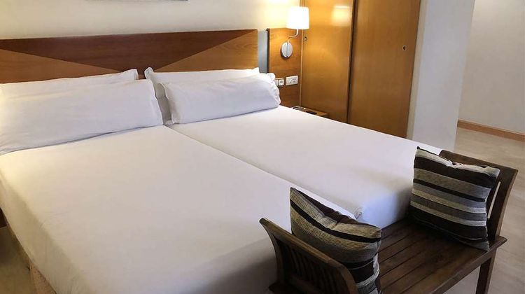 Hotel OCA Villa De Aviles Room