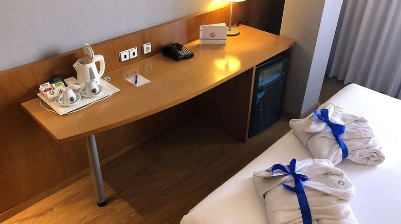 <b>Hotel OCA Villa De Aviles Room</b>. Images powered by <a href="https://iceportal.shijigroup.com/" title="IcePortal" target="_blank">IcePortal</a>.