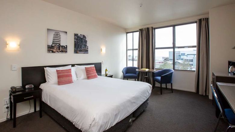 <b>Distinction New Plymouth Hotel Suite</b>. Images powered by <a href="https://iceportal.shijigroup.com/" title="IcePortal" target="_blank">IcePortal</a>.