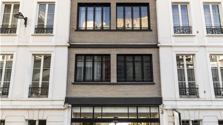 <b>Le Grand Quartier Exterior</b>. Images powered by <a href="https://iceportal.shijigroup.com/" title="IcePortal" target="_blank">IcePortal</a>.
