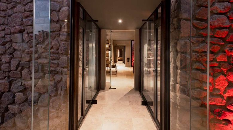 <b>andBeyond Sossusvlei Desert Lodge Suite</b>. Images powered by <a href="https://iceportal.shijigroup.com/" title="IcePortal" target="_blank">IcePortal</a>.
