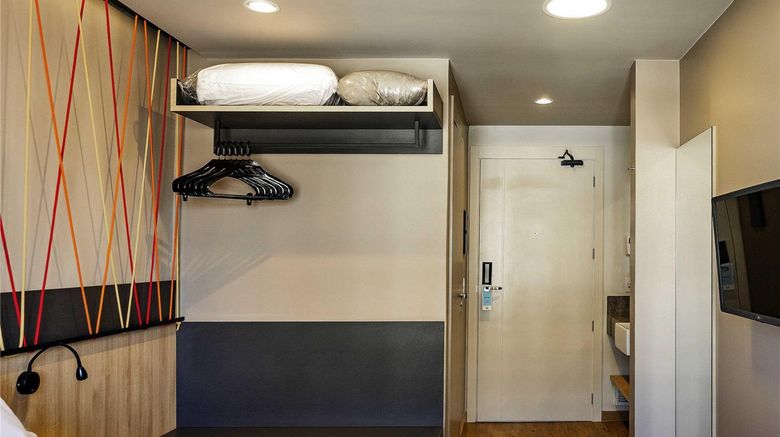 <b>Ibis Styles Porto Alegre Moinhos Room</b>. Images powered by <a href="https://iceportal.shijigroup.com/" title="IcePortal" target="_blank">IcePortal</a>.