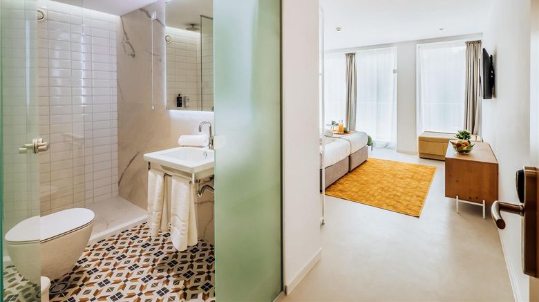 <b>ibis Styles Golden Sands Roomer Hotel Room</b>. Images powered by <a href="https://iceportal.shijigroup.com/" title="IcePortal" target="_blank">IcePortal</a>.