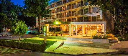 ibis Styles Golden Sands Roomer Hotel Exterior