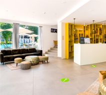 ibis Styles Golden Sands Roomer Hotel Exterior